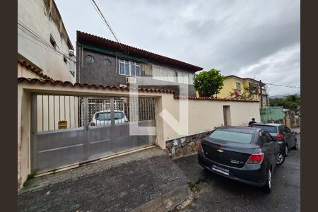 Casa à venda com 353m², 5 quartos e 6 vagasFachada