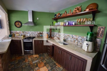 Casa à venda com 353m², 5 quartos e 6 vagasÁrea gourmet