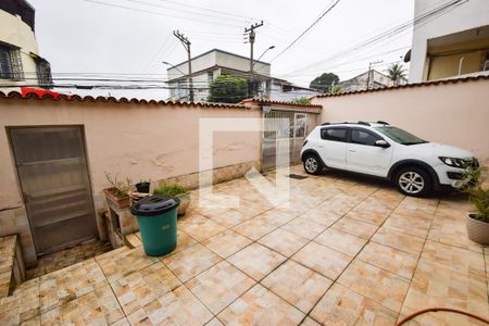 Casa à venda com 353m², 5 quartos e 6 vagasFrente da Casa
