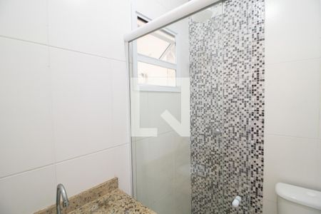 Banheiro de kitnet/studio para alugar com 1 quarto, 38m² em Vila Maria Alta, São Paulo