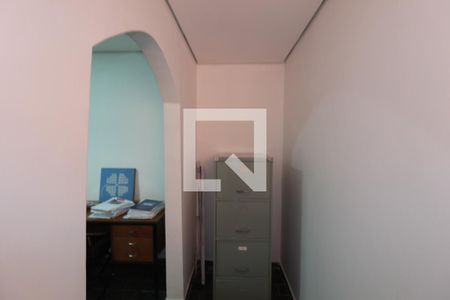 Casa à venda com 135m², 1 quarto e 2 vagasEscritório