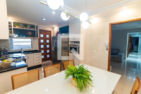 Casa à venda com 240m², 4 quartos e 3 vagasCasa 1 - Cozinha