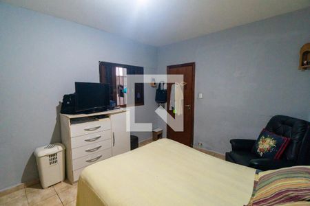 Casa à venda com 240m², 4 quartos e 3 vagasCasa 2 - Quarto 2