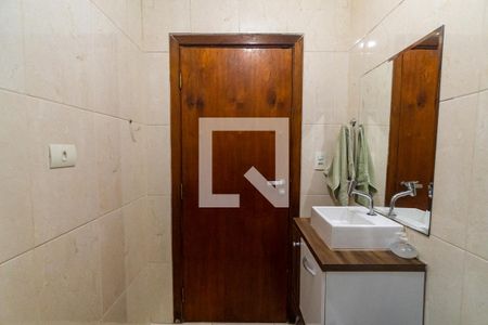 Casa à venda com 240m², 4 quartos e 3 vagasCasa 2 - Banheiro