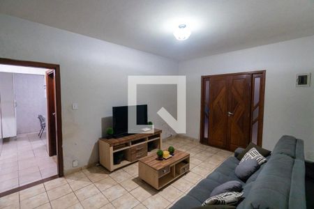 Casa à venda com 240m², 4 quartos e 3 vagasCasa 2 - Sala