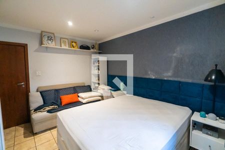 Casa à venda com 240m², 4 quartos e 3 vagasCasa 2 - Quarto 1