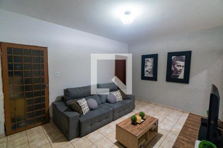 Casa à venda com 240m², 4 quartos e 3 vagasCasa 2 - Sala