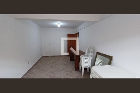 Casa para alugar com 456m², 3 quartos e 4 vagasDependência da garagem