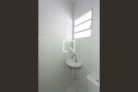 Apartamento para alugar com 75m², 2 quartos e sem vagaBanheiro