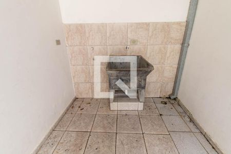 Casa para alugar com 60m², 2 quartos e 1 vaga Casa para alugar com 60m², 2 quartos e 1 vagaÁrea de Serviço