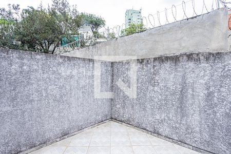 Casa para alugar com 120m², 2 quartos e 2 vagasTerraço