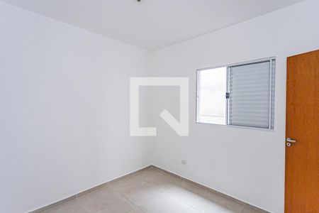 Casa para alugar com 120m², 2 quartos e 2 vagasQuarto