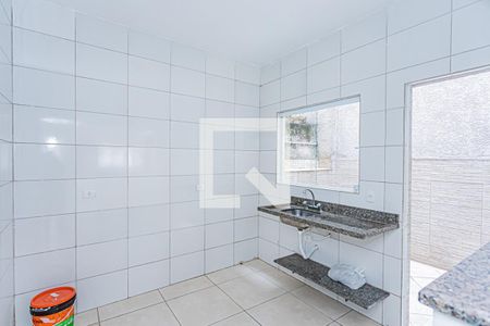 Casa para alugar com 120m², 2 quartos e 2 vagasCozinha