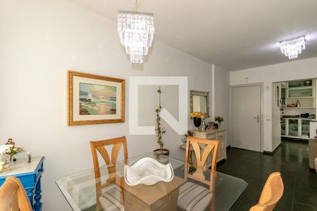 Apartamento à venda com 67m², 2 quartos e sem vagaSala