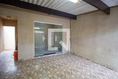 Casa para alugar com 124m², 2 quartos e 2 vagas Casa para alugar com 124m², 2 quartos e 2 vagasGaragem