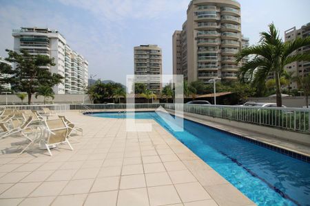 Apartamento para alugar com 70m², 2 quartos e 1 vagaPiscina