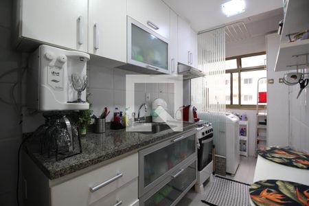 Apartamento para alugar com 70m², 2 quartos e 1 vagaCozinha