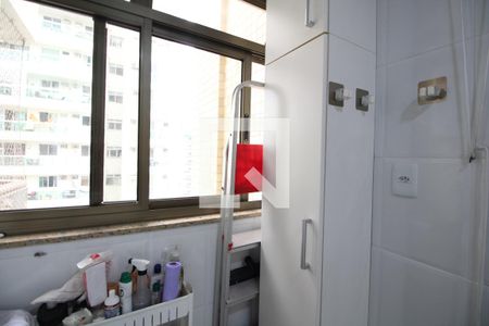 Apartamento para alugar com 70m², 2 quartos e 1 vagaÁrea de Serviço