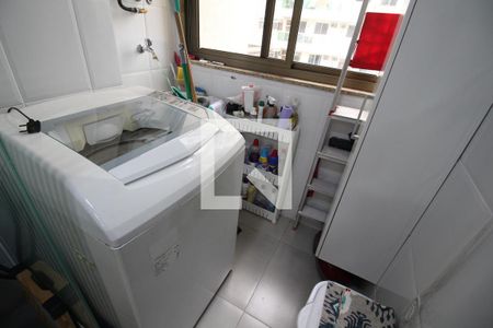 Apartamento para alugar com 70m², 2 quartos e 1 vagaÁrea de Serviço