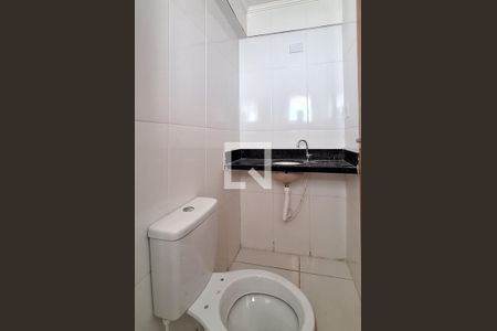 Apartamento para alugar com 62m², 2 quartos e 1 vaga Apartamento para alugar com 62m², 2 quartos e 1 vagaBanheiro social