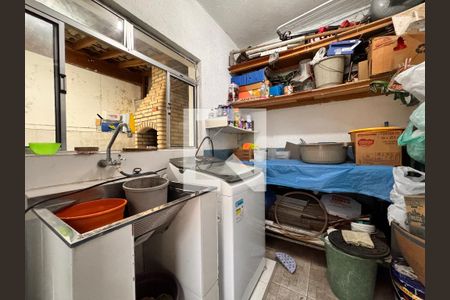 Casa à venda com 172m², 3 quartos e 2 vagas Casa à venda com 172m², 3 quartos e 2 vagasÁrea de Serviço