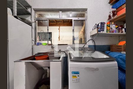 Casa à venda com 172m², 3 quartos e 2 vagas Casa à venda com 172m², 3 quartos e 2 vagasÁrea de Serviço