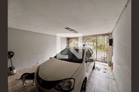 Casa à venda com 172m², 3 quartos e 2 vagas Casa à venda com 172m², 3 quartos e 2 vagasGaragem