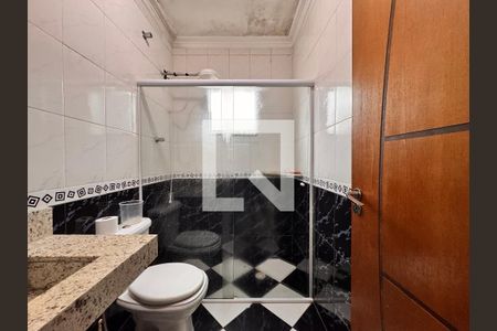 Casa à venda com 172m², 3 quartos e 2 vagas Casa à venda com 172m², 3 quartos e 2 vagasBanheiro 1