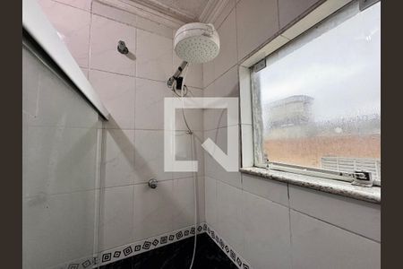 Casa à venda com 172m², 3 quartos e 2 vagas Casa à venda com 172m², 3 quartos e 2 vagasBanheiro 1