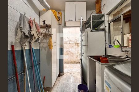 Casa à venda com 172m², 3 quartos e 2 vagas Casa à venda com 172m², 3 quartos e 2 vagasÁrea de Serviço