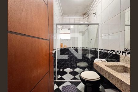 Casa à venda com 172m², 3 quartos e 2 vagas Casa à venda com 172m², 3 quartos e 2 vagasBanheiro da Suíte