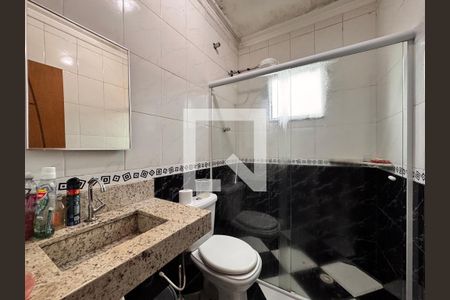 Casa à venda com 172m², 3 quartos e 2 vagas Casa à venda com 172m², 3 quartos e 2 vagasBanheiro 1