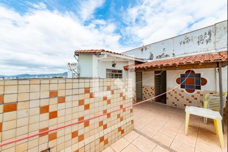 Apartamento à venda com 122m², 4 quartos e 1 vaga Apartamento à venda com 122m², 4 quartos e 1 vagaCobertura