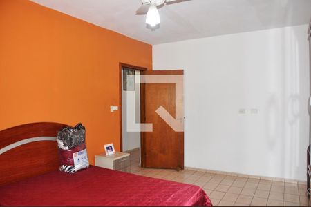 Casa à venda com 130m², 3 quartos e 2 vagasDetalhe - Quarto 01