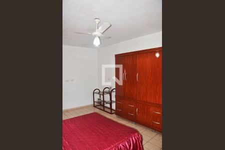 Casa à venda com 130m², 3 quartos e 2 vagasDetalhe - Quarto 01