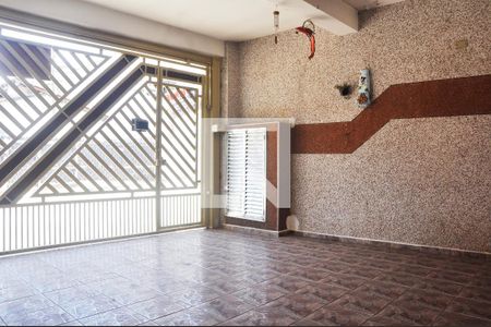 Casa à venda com 130m², 3 quartos e 2 vagasGaragem