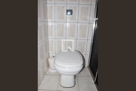 Casa à venda com 130m², 3 quartos e 2 vagasDetalhe - Banheiro