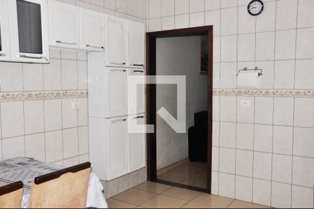 Casa à venda com 130m², 3 quartos e 2 vagasDetalhe - Cozinha