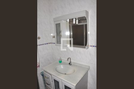 Casa à venda com 130m², 3 quartos e 2 vagasDetalhe - Banheiro