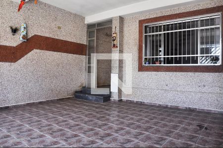 Casa à venda com 130m², 3 quartos e 2 vagasGaragem