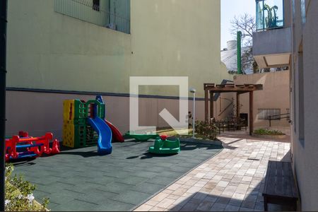 Apartamento à venda com 132m², 3 quartos e 2 vagas Apartamento à venda com 132m², 3 quartos e 2 vagasÁrea comum - Playground