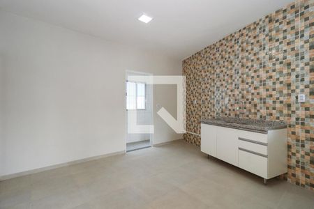 Cozinha de apartamento para alugar com 1 quarto, 32m² em Parque Reboucas, São Paulo