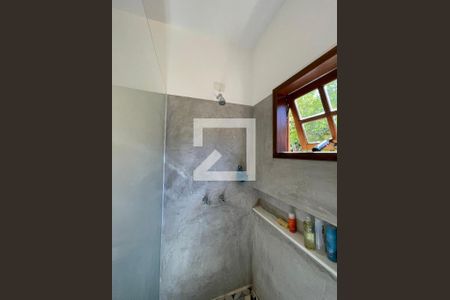 Casa à venda com 157m², 5 quartos e 2 vagas Casa à venda com 157m², 5 quartos e 2 vagasBanheiro da Suíte