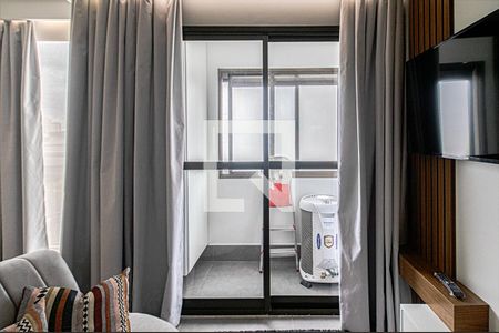 sacada Sala/Cozinha de apartamento para alugar com 1 quarto, 40m² em Ipiranga, São Paulo
