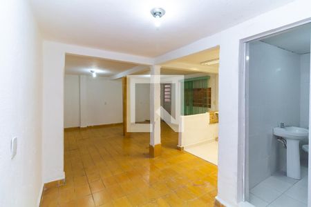 Quarto de casa para alugar com 1 quarto, 70m² em Vila Ema, São Paulo