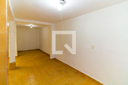 Quarto de casa para alugar com 1 quarto, 70m² em Vila Ema, São Paulo