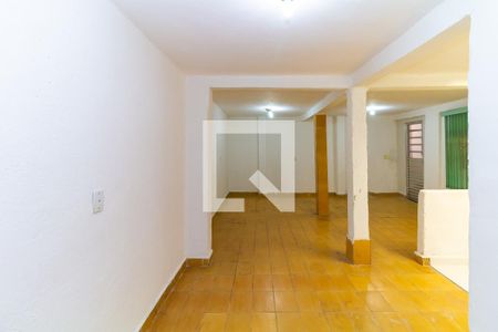 Quarto de casa para alugar com 1 quarto, 70m² em Vila Ema, São Paulo