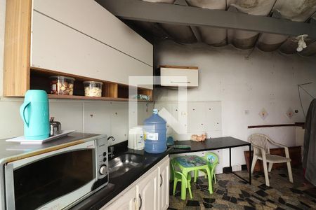 Casa à venda com 220m², 2 quartos e 2 vagasQuintal