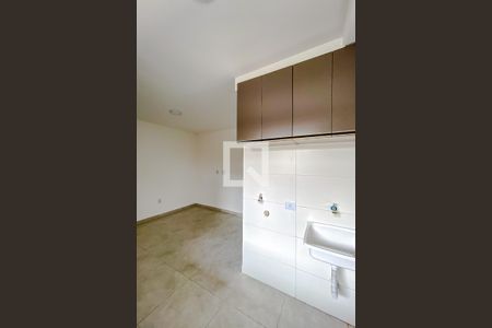 Apartamento para alugar com 28m², 1 quarto e sem vagaÁrea de Serviço