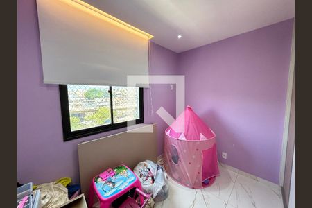 Quarto de apartamento à venda com 2 quartos, 57m² em Del Castilho, Rio de Janeiro